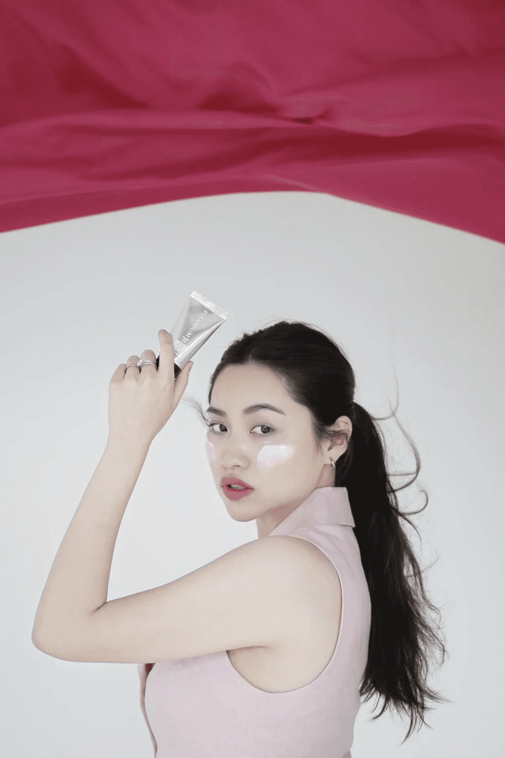 2024'S ULTIMATE SUNSCREEN: PITANIUM 2.0 COMBINES SKINCARE, UV PROTECTION, AND MAKEUP PRIMER.